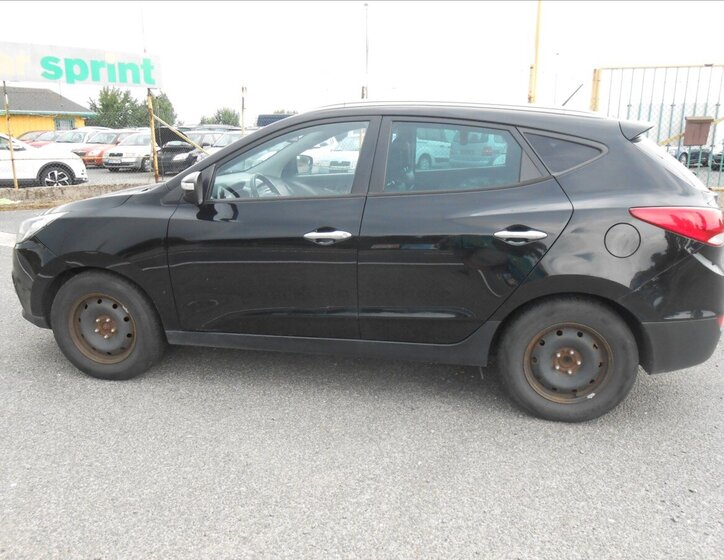Hyundai ix35 12