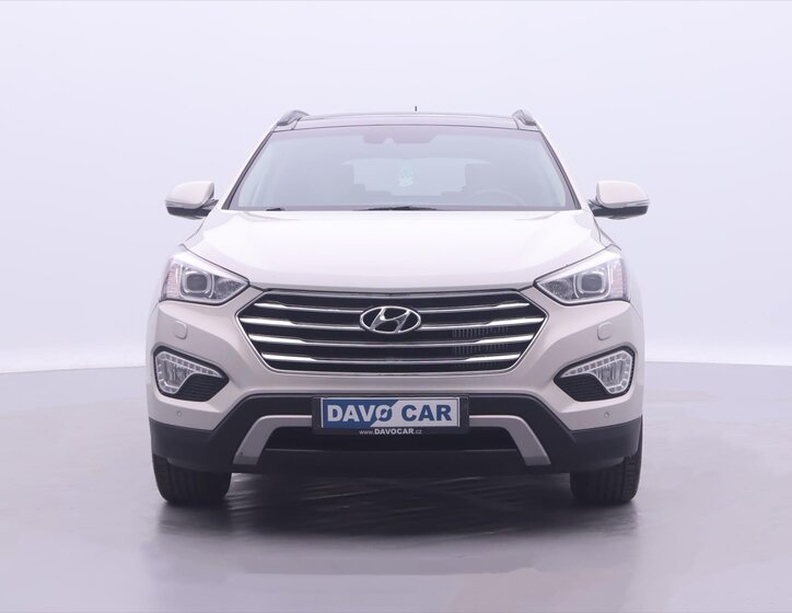 Hyundai Grand Santa Fe 2