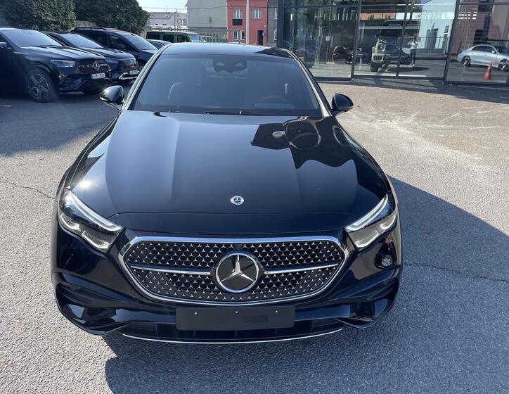 Mercedes-Benz Třídy E 2