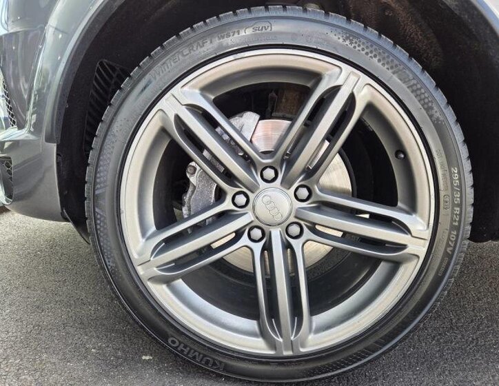 Audi Q7 SUV 4,1 l 250 kw