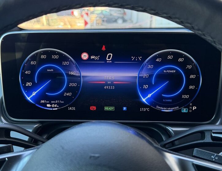 Mercedes-Benz EQE SUV / Terénní 0,0 215 kw