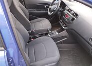 KIA Rio 8