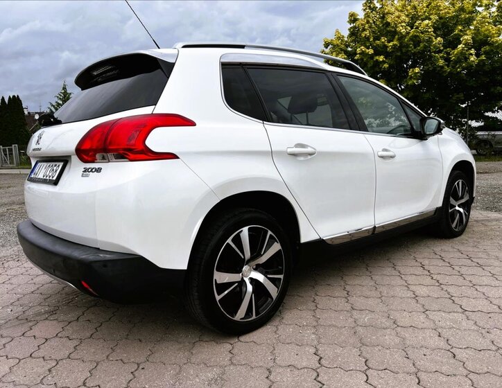 Peugeot 2008 SUV / Terénní 1,6 l 84 kw