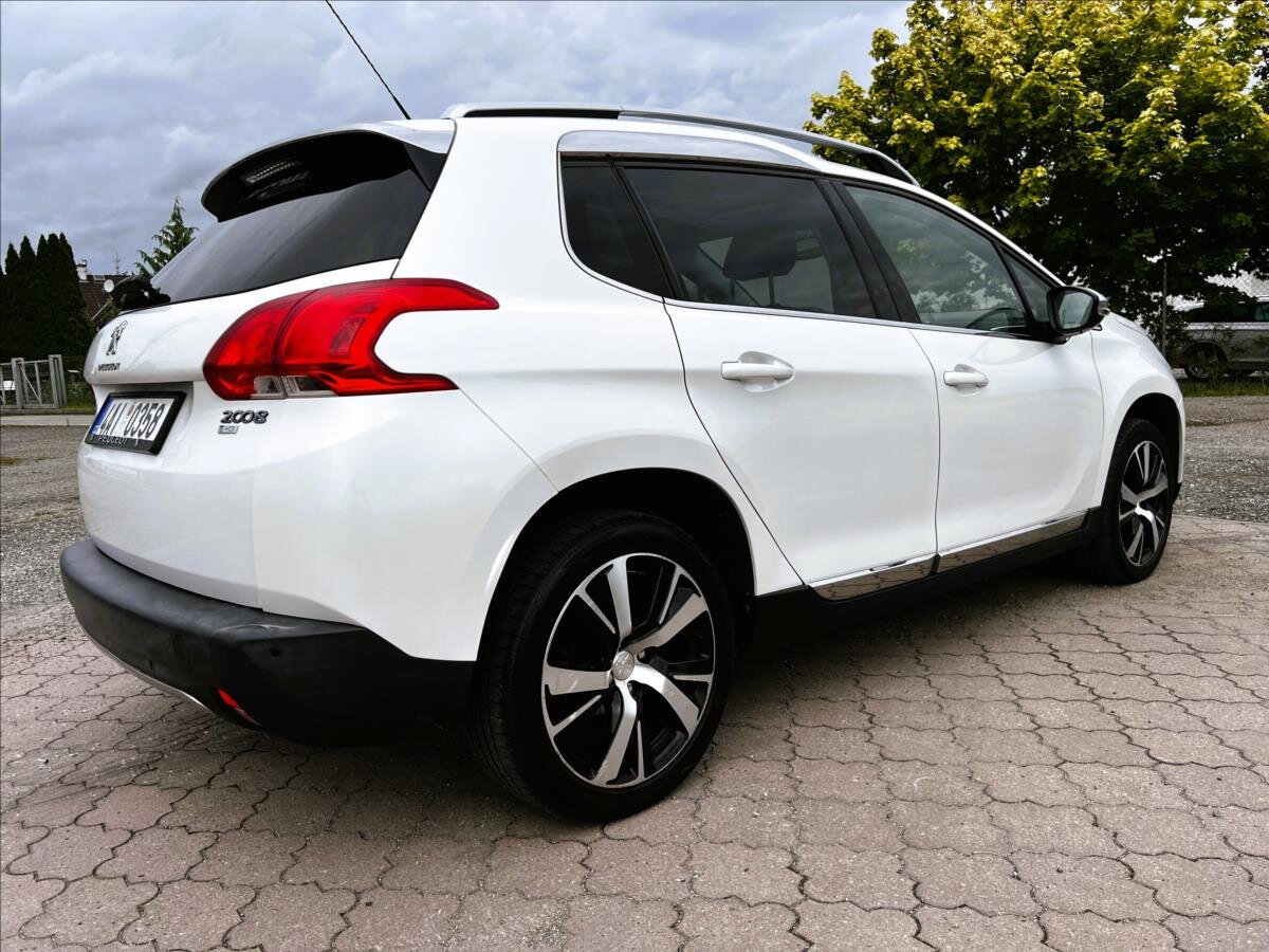 Peugeot 2008 SUV / Terénní 1,6 l 84 kw