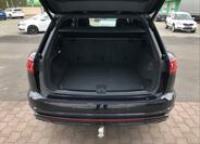 Volkswagen Touareg 6