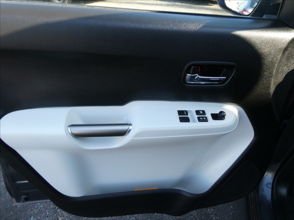 Suzuki Ignis Hatchback 1,2 l 66 kw