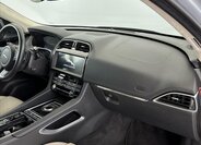 Jaguar F-Pace SUV / Terénní 2,0 l 132 kw