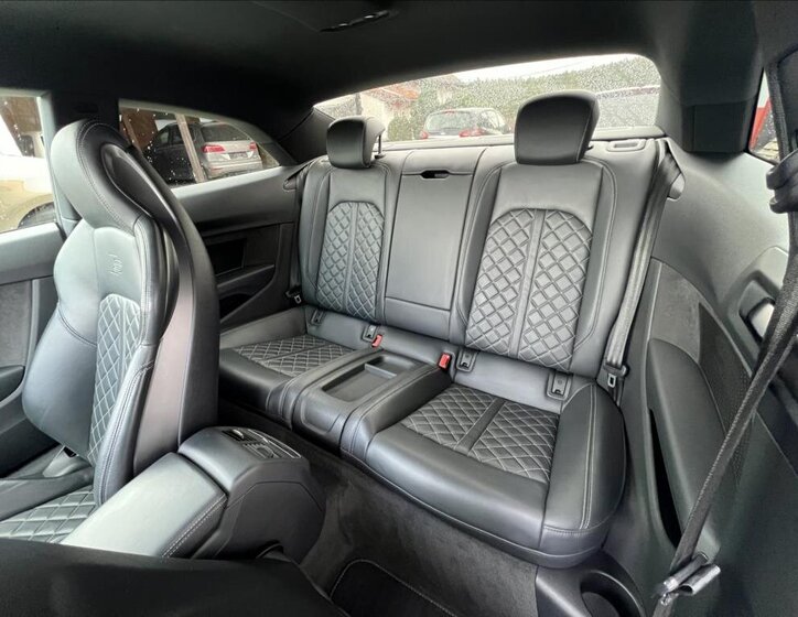 Audi S5 Kupé 3,0 l 255 kw