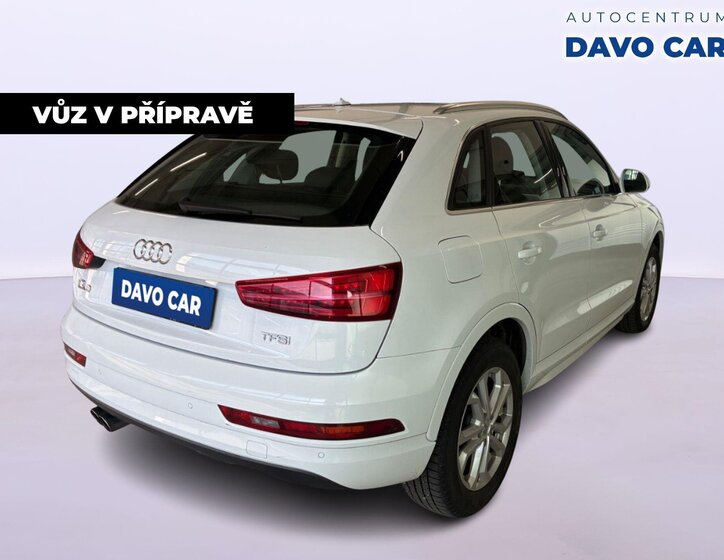 Audi Q3 SUV / Terénní 1,4 l 110 kw