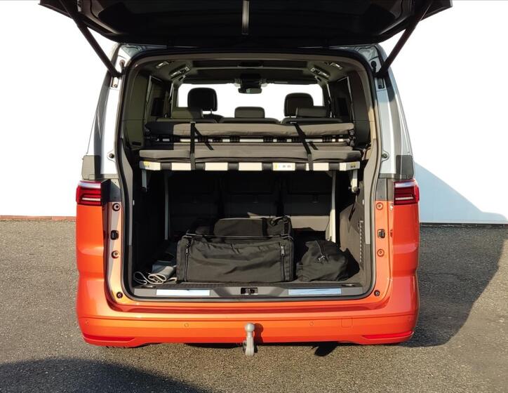 Volkswagen Multivan 28