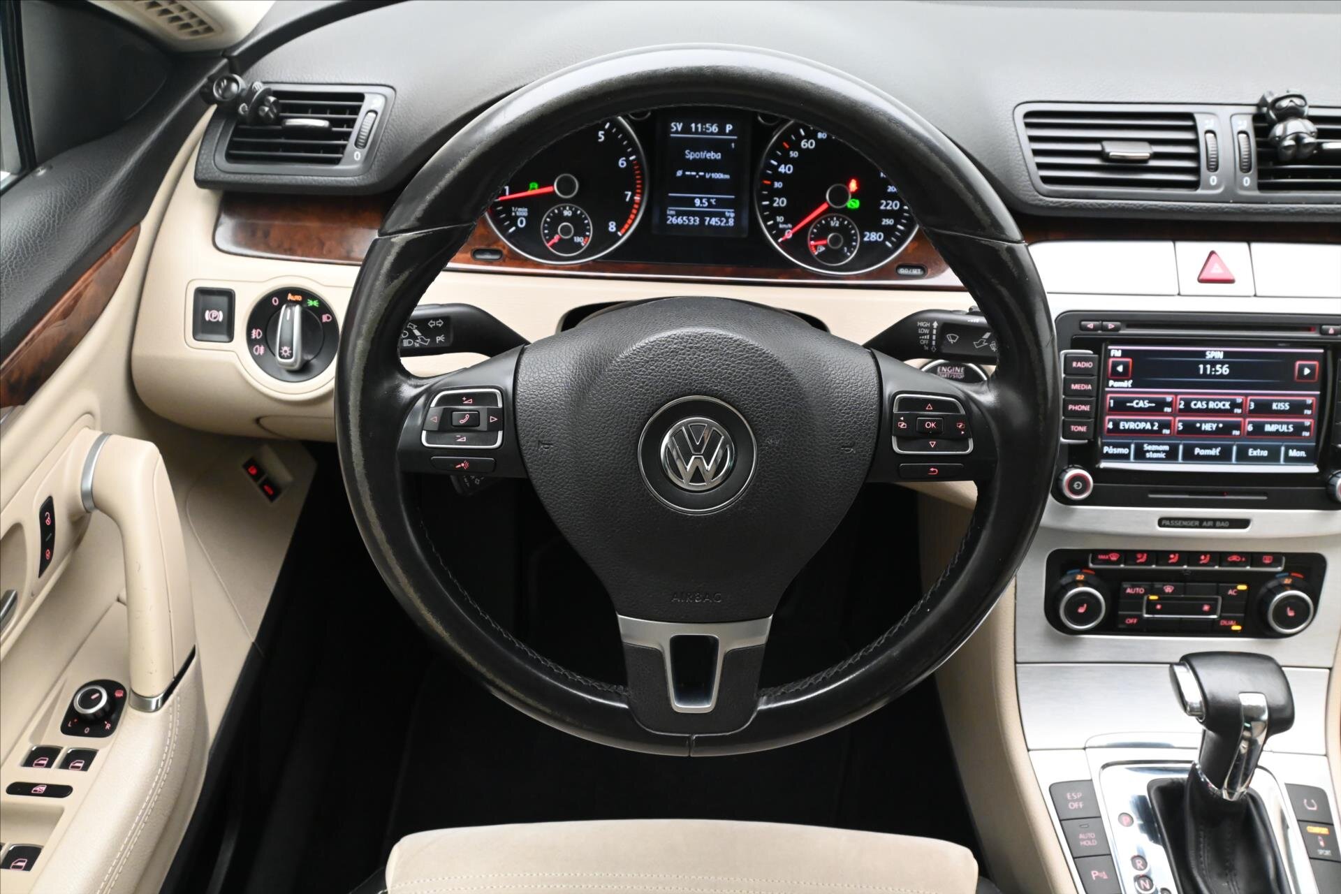 Volkswagen Passat CC Sedan 2,0 l 147 kw
