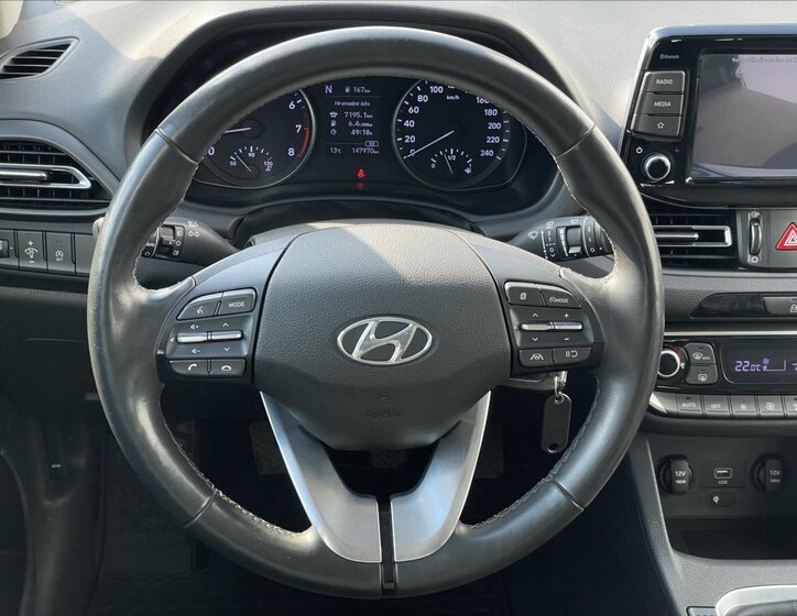 Hyundai i30 Kombi 1,5 l 118 kw