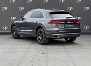 Audi Q8 SUV 3,0 l 210 kw