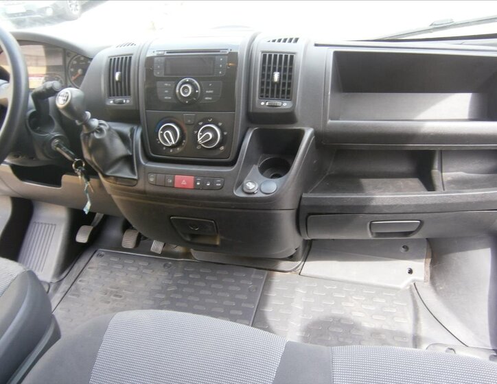 Peugeot Boxer Ostatní 2,2 l 81 kw