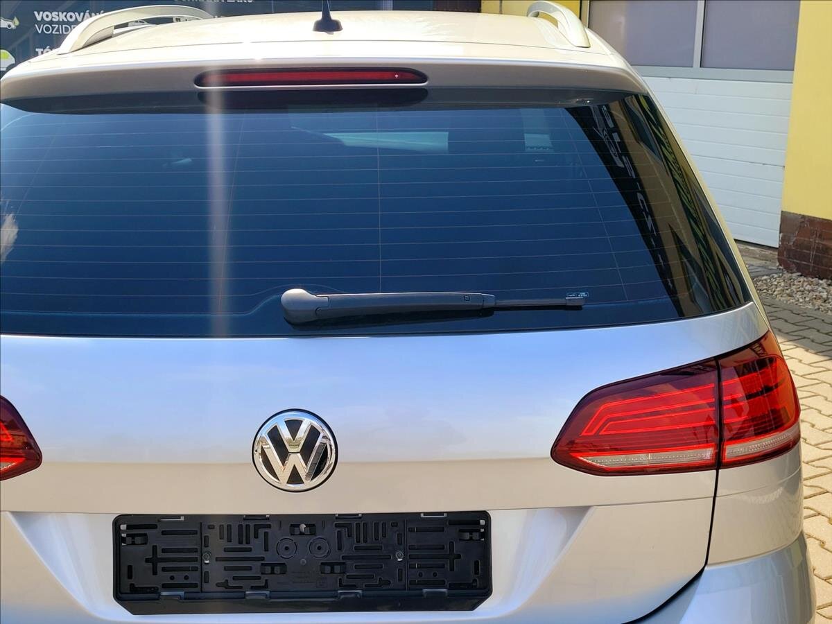 Volkswagen Golf Kombi 1,6 l 85 kw