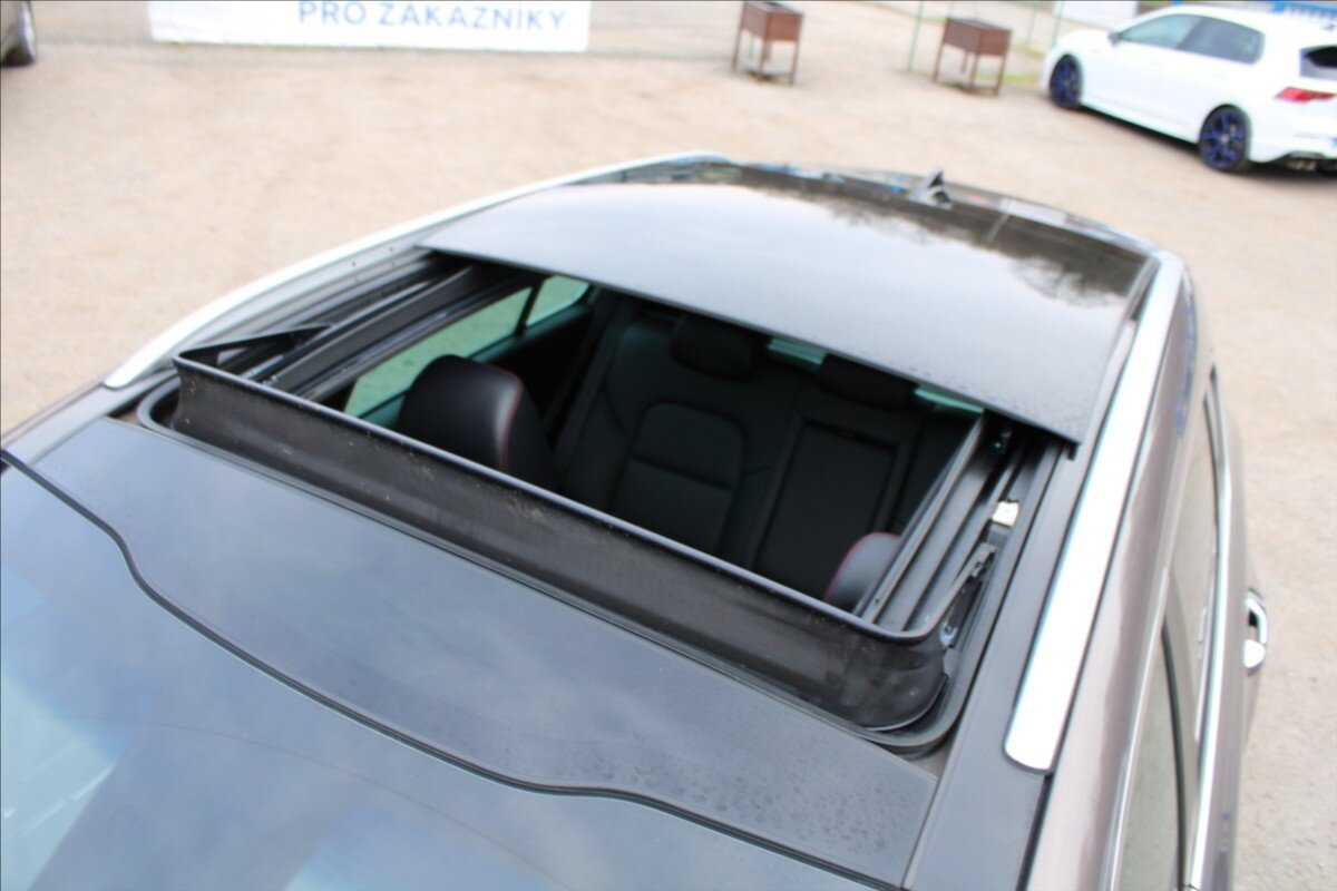 KIA Sportage SUV / Terénní 2,0 l 136 kw