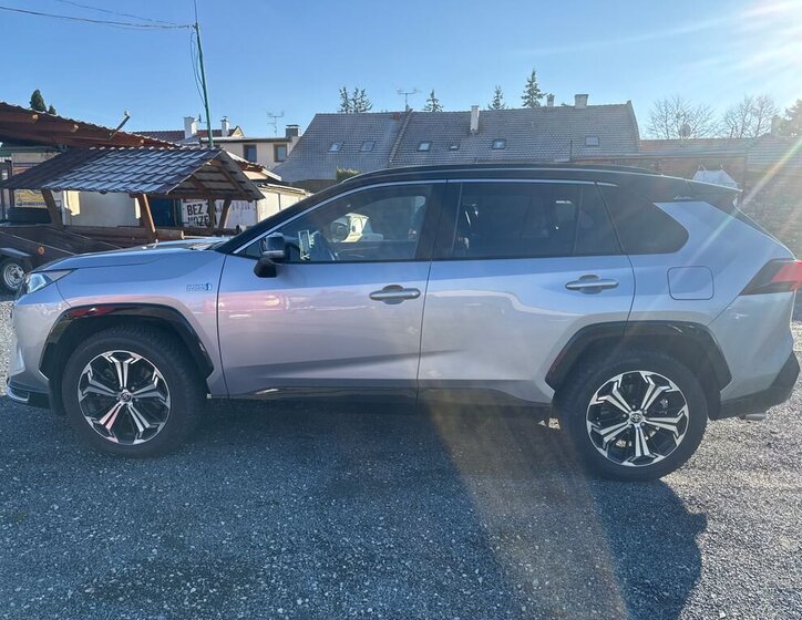 Toyota RAV4 7