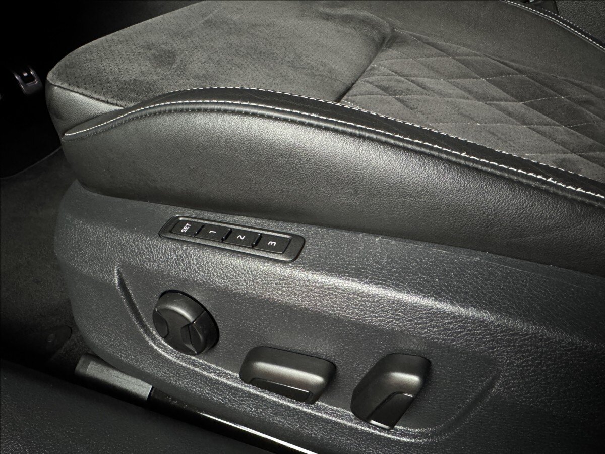 Škoda Superb Kombi 2,0 l 110 kw