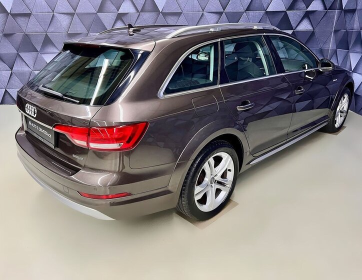 Audi A4 Allroad 7