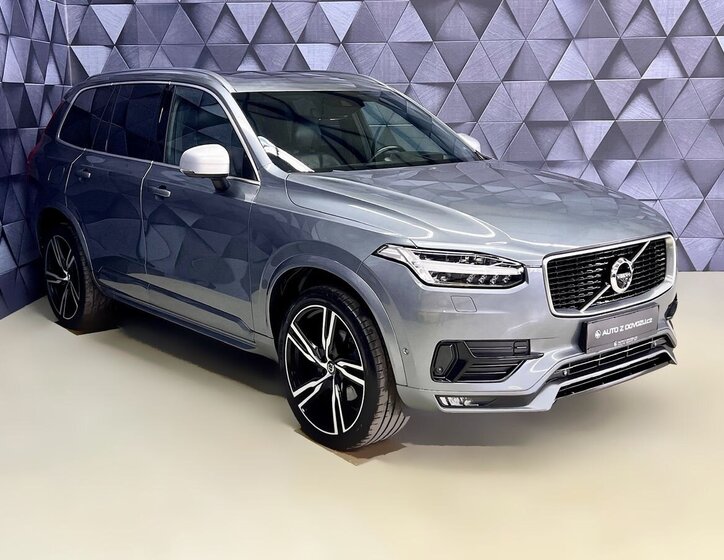 Volvo XC90 SUV / Terénní 2,0 l 177 kw