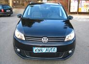 Volkswagen Touran 1
