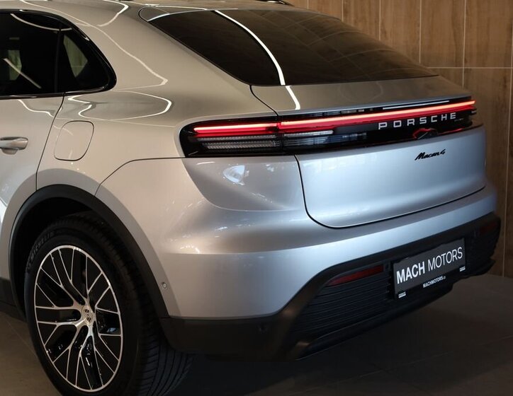 Porsche Macan SUV / Terénní 0,0 300 kw