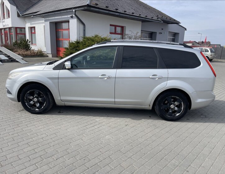 Ford Focus Kombi 1,6 l 74 kw