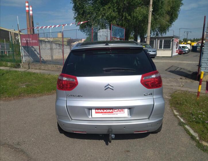 Citroën C4 Picasso 6