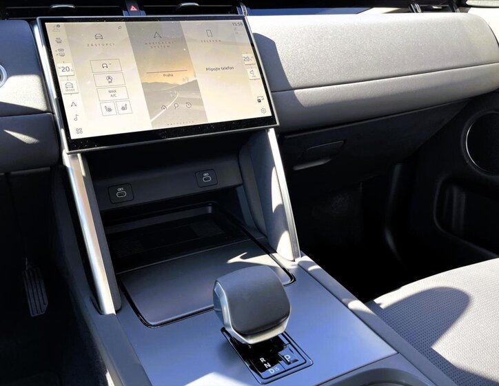 Land Rover Discovery Sport SUV / Terénní 2,0 l 120 kw