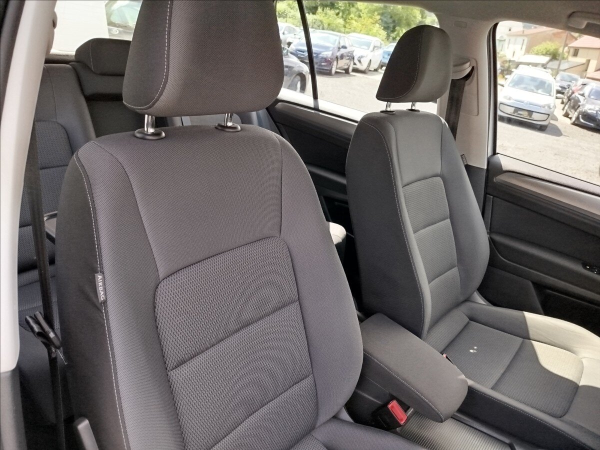 Volkswagen Golf Sportsvan MPV 2,0 l 110 kw