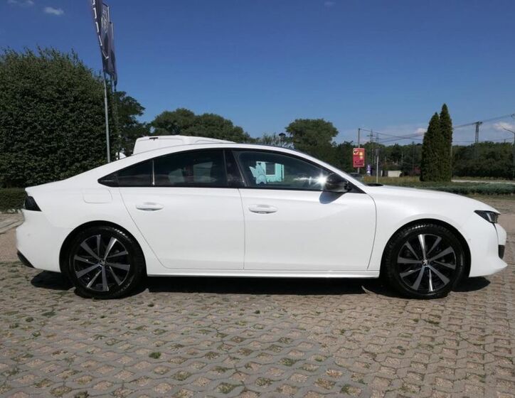 Peugeot 508 13