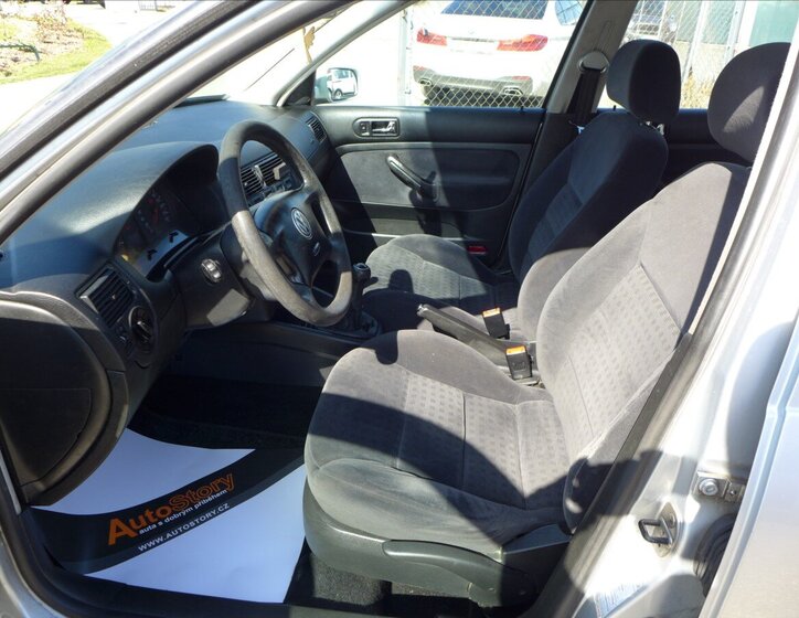 Volkswagen Golf Hatchback 1,9 l 74 kw