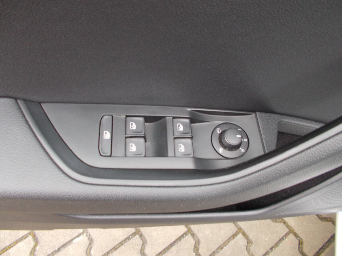 Škoda Superb Sedan 2,0 l 110 kw