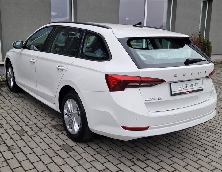 Škoda Octavia Kombi 2,0 l 85 kw