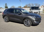Ford Kuga SUV / Terénní 2,5 l 165 kw