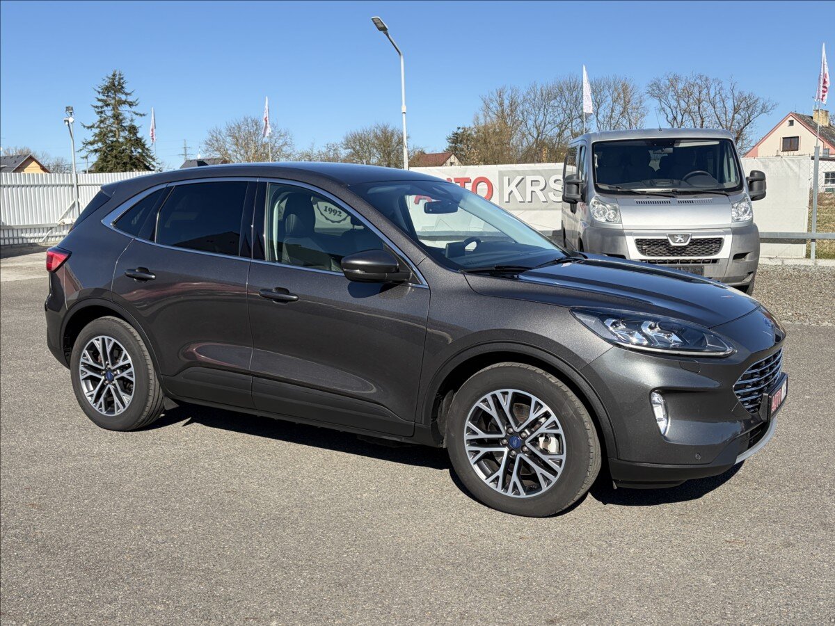 Ford Kuga SUV / Terénní 2,5 l 165 kw