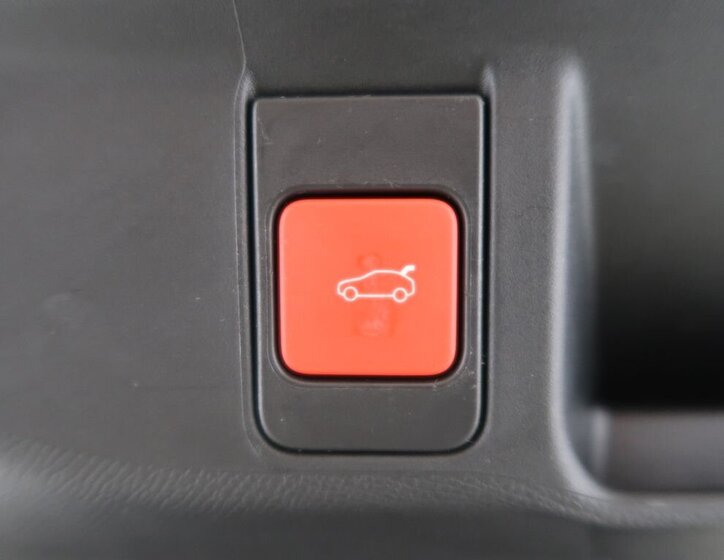 DS Automobiles DS4 Hatchback 1,6 l 132 kw