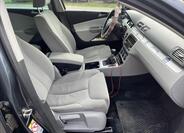 Volkswagen Passat 11