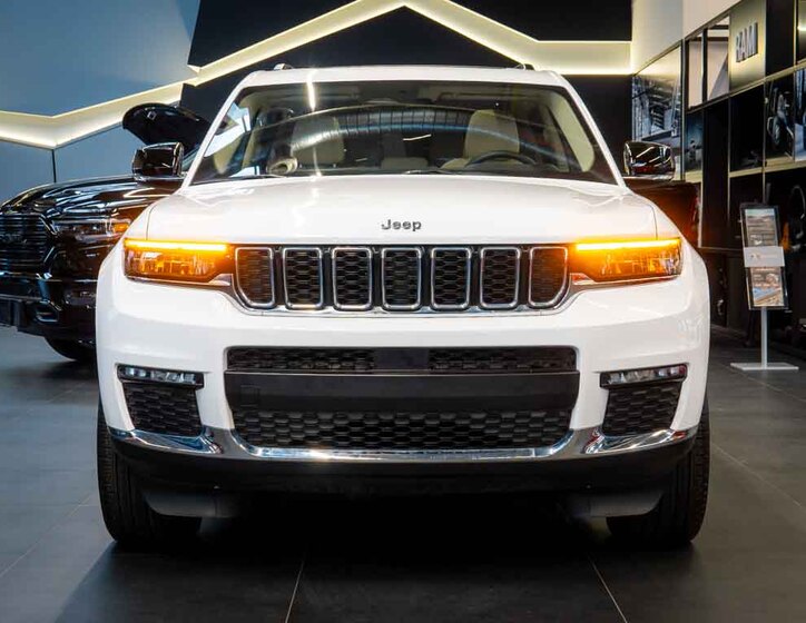 Jeep Grand Cherokee 12