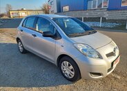 Toyota Yaris Hatchback 998,0 50 kw