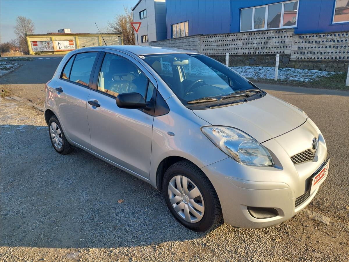 Toyota Yaris Hatchback 998,0 50 kw
