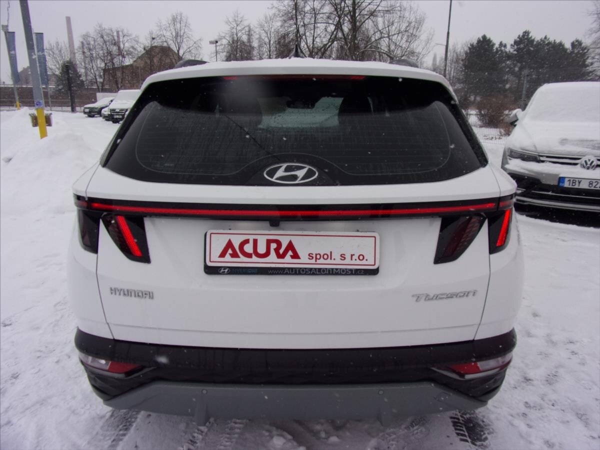 Hyundai Tucson SUV 1,6 l 110 kw