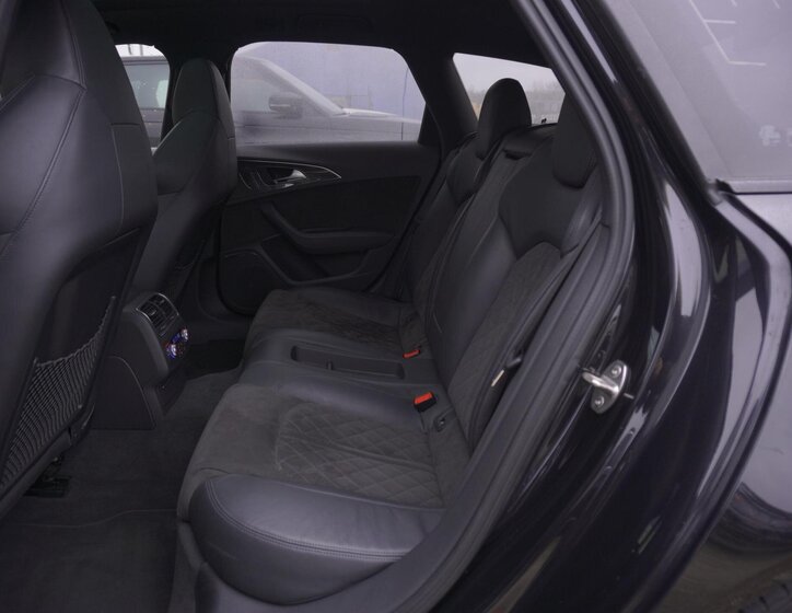 Audi RS 6 Hatchback 4,0 l 412 kw