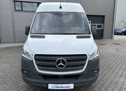 Mercedes-Benz Sprinter 2