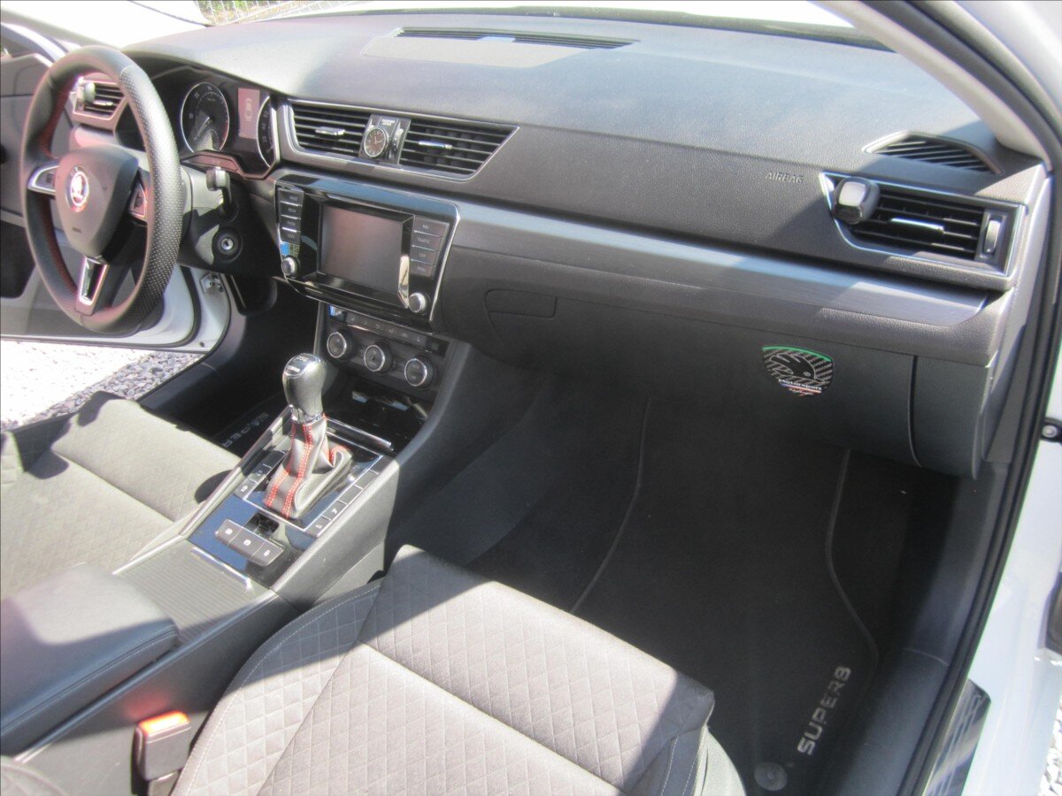 Škoda Superb Sedan 2,0 l 110 kw