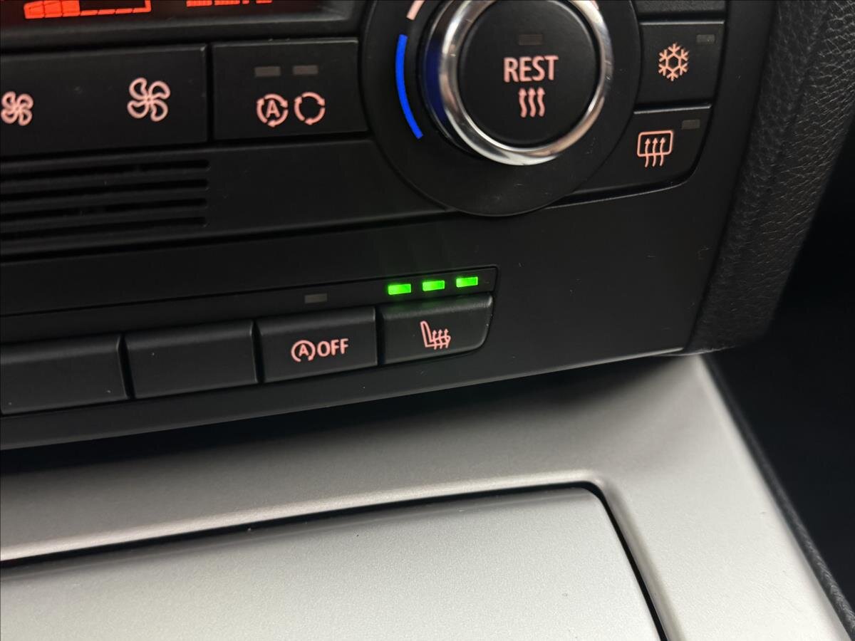 BMW Řada 3 Kabriolet 2,0 l 125 kw