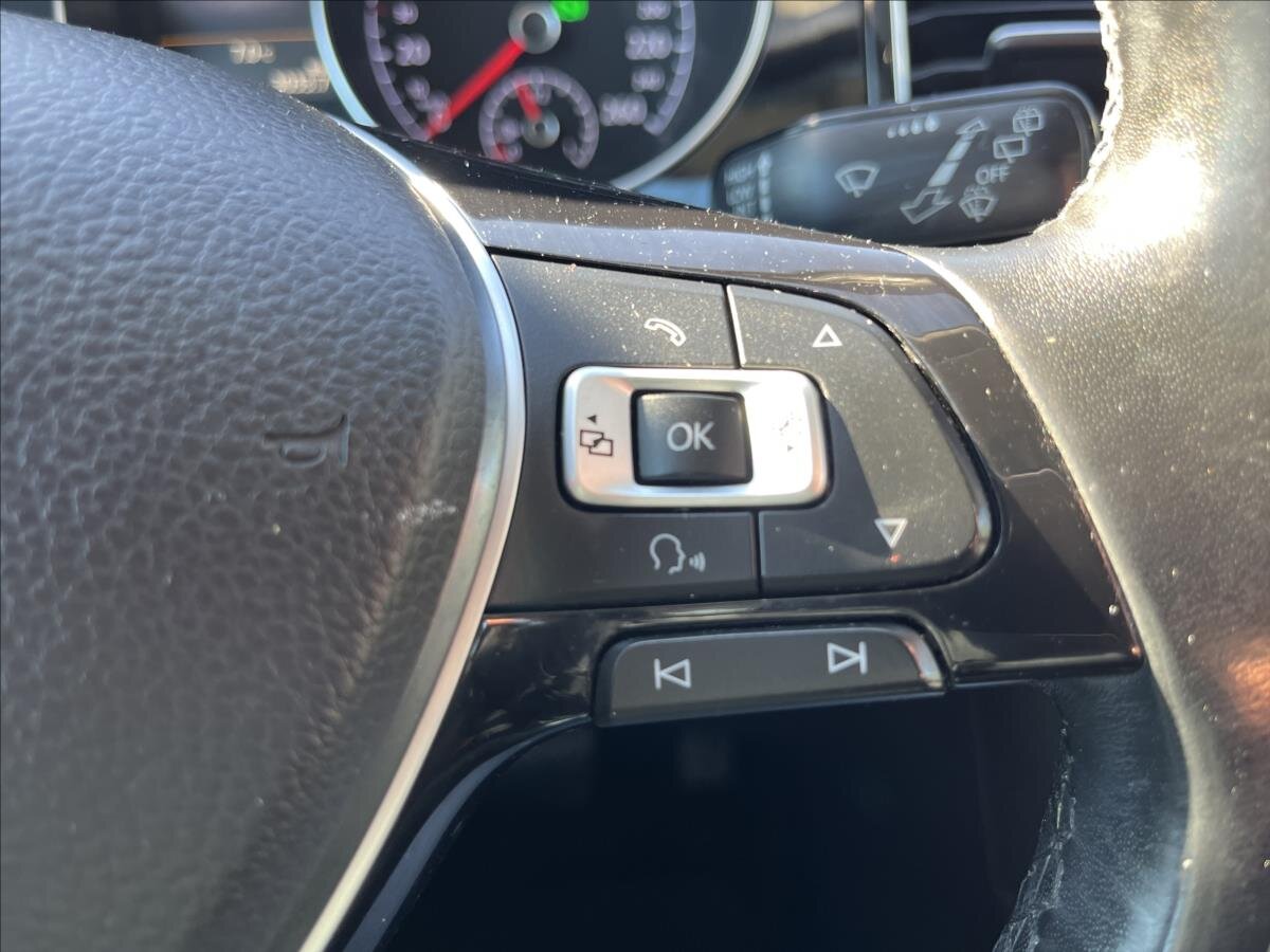 Volkswagen Golf Sportsvan Kombi 1,6 l 81 kw