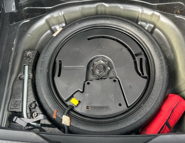 Volkswagen T-Roc SUV 1,5 l 110 kw