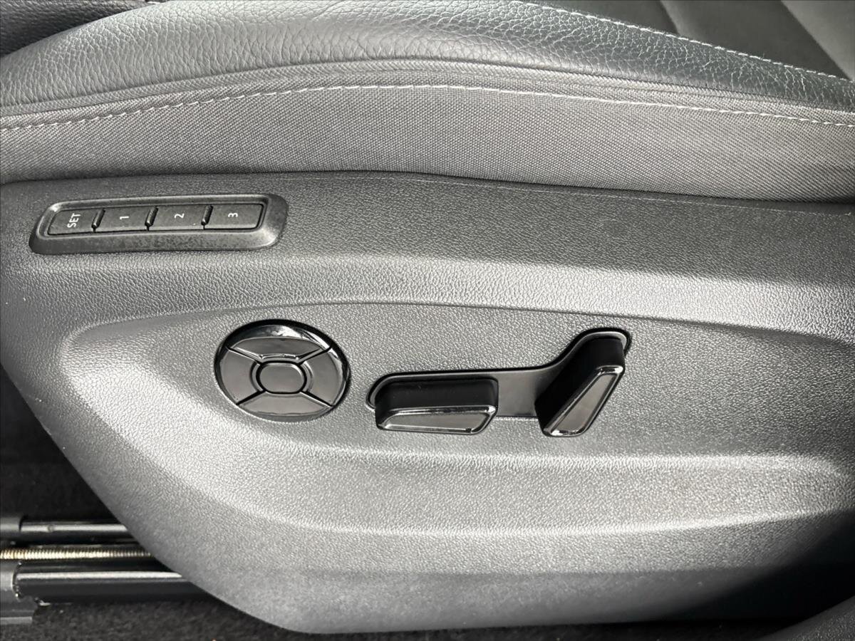 Škoda Kodiaq SUV / Terénní 2,0 l 142 kw