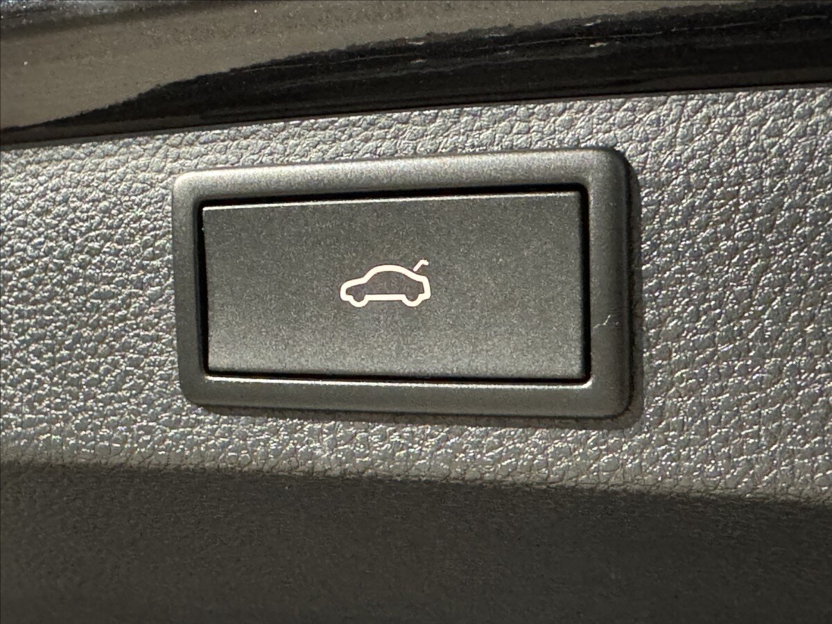 Škoda Karoq SUV 2,0 l 110 kw